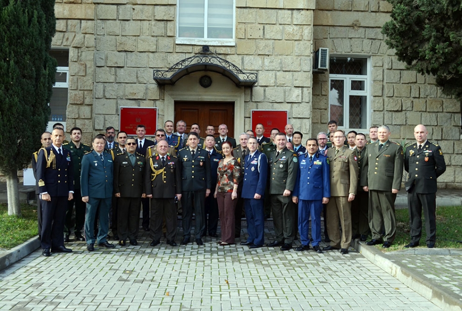 Azerbaijan’s Defense Ministry hosts meeting with military attachés on results of 2023