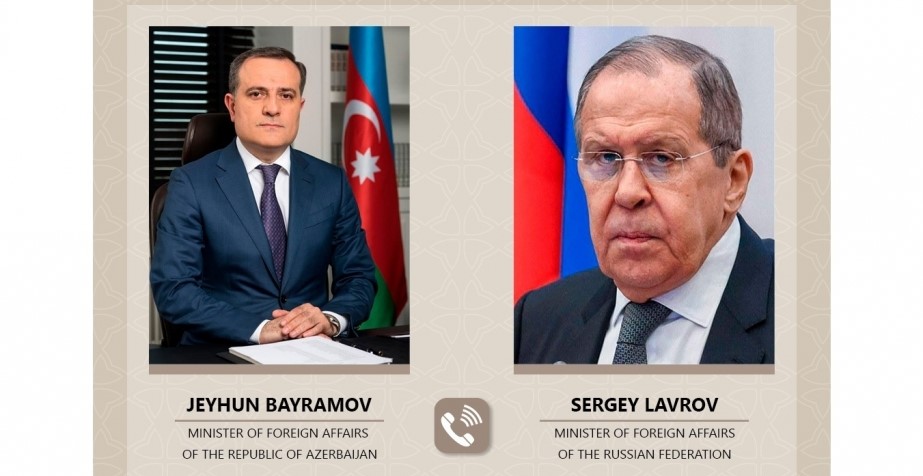 Azerbaijani, Russian FMs discuss current situation in the region