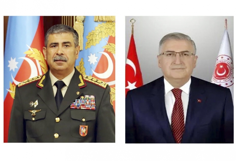 Azerbaijani, Turkish defense ministers hold phone talks