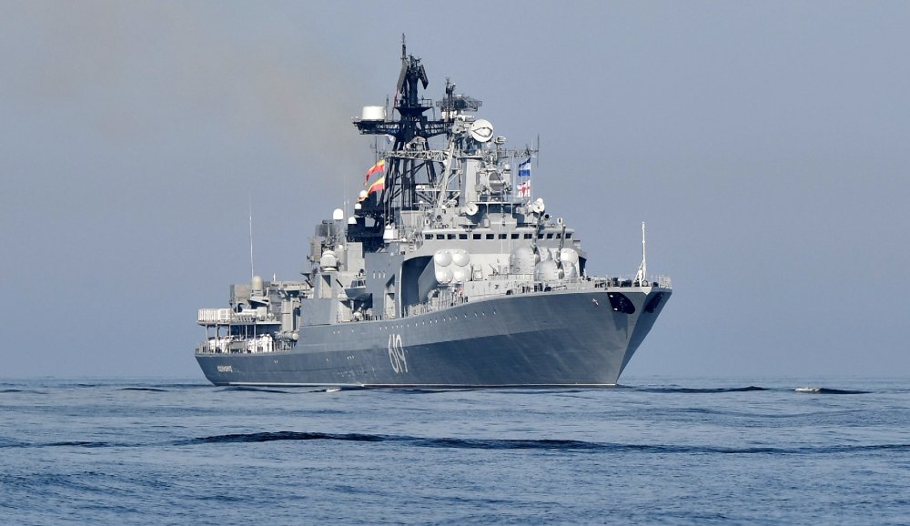 Russia to strengthen its naval potential in all strategic directions — Putin