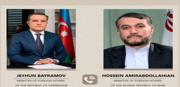 Azerbaijani FM holds phone conversation with Iranian counterpart