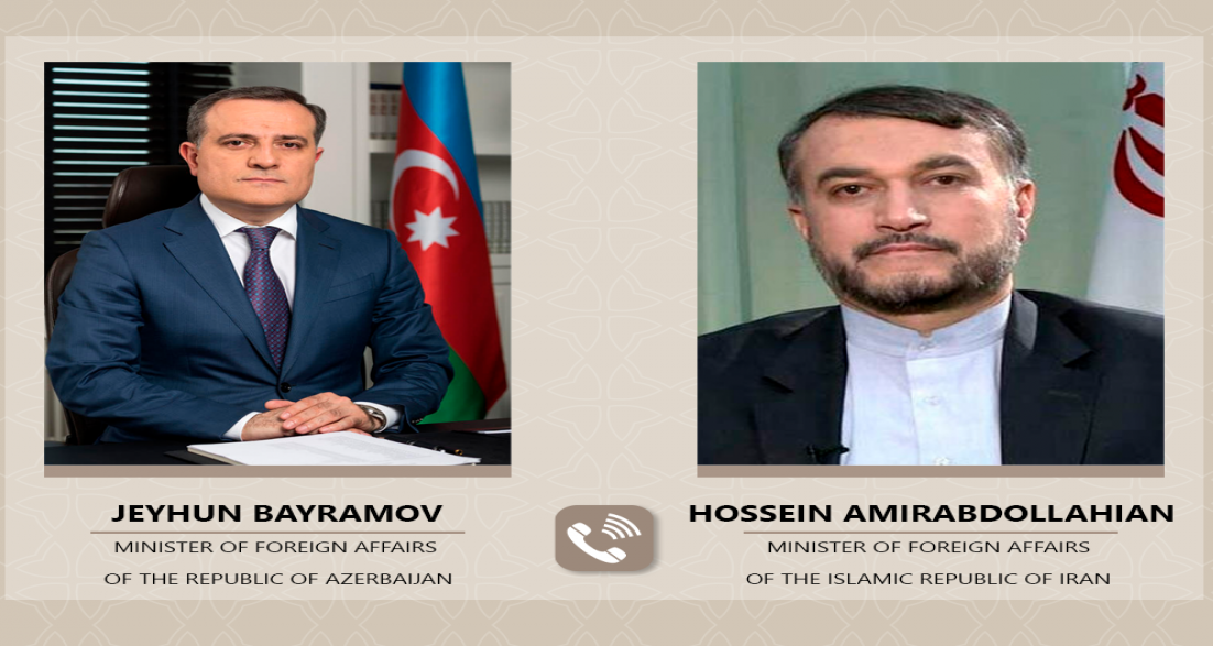 Azerbaijani FM holds phone conversation with Iranian counterpart
