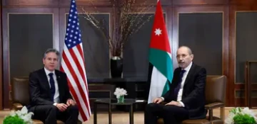 U.S. opposes displacement of Palestinians, Blinken assures Jordan's King