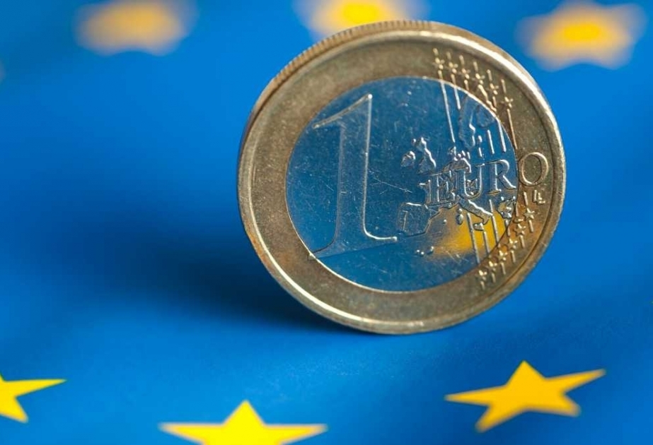 Euro-Area economic confidence improves in sign of mild rebound