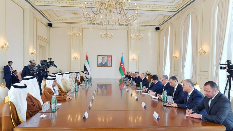 Presidents of Azerbaijan and United Arab Emirates hold expanded meeting