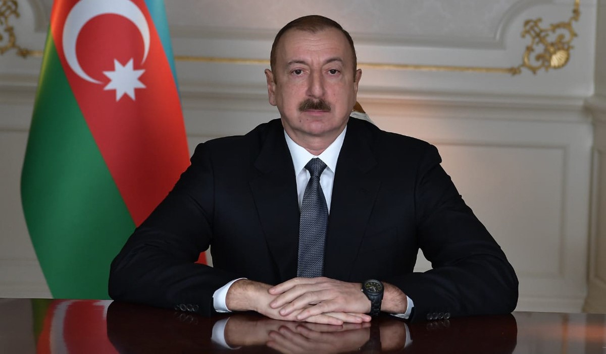President Ilham Aliyev makes post on occasion of anniversary of 20 January tragedy 