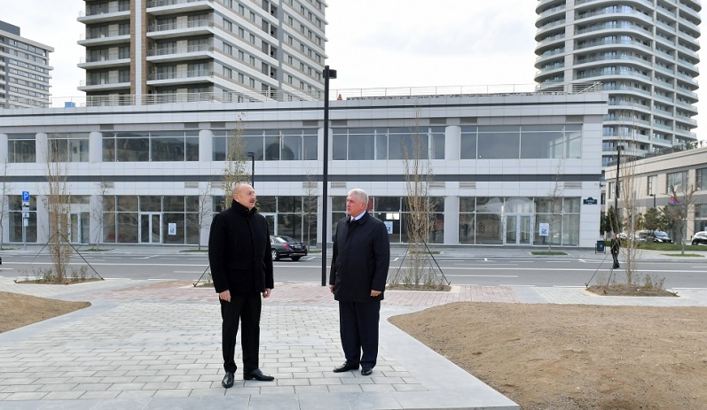 President Ilham Aliyev views construction and redevelopment works, conditions created in Office building in Central Park Quarter of Baku White City