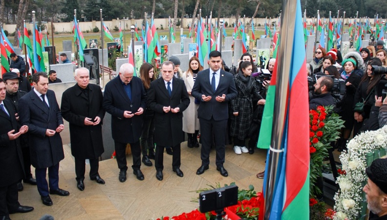 Azerbaijani Foreign Ministry’s leadership visits grave of martyr Orkhan Asgarov
