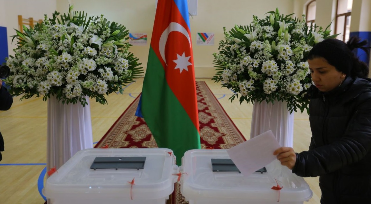 Azerbaijan registers nearly 80,000 observers for snap presidential election