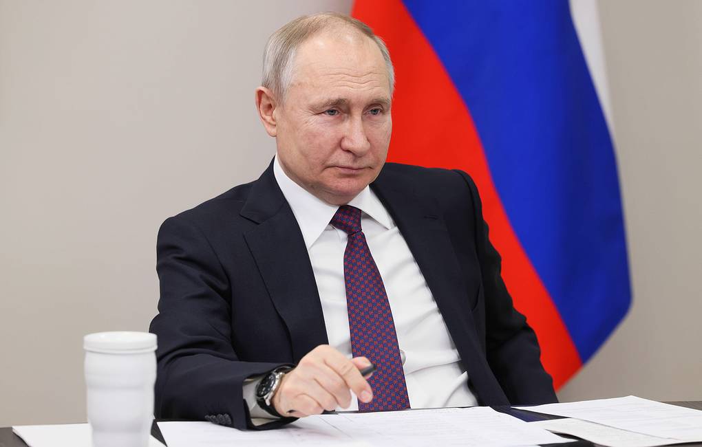 Russia’s election commission formally registers Putin as presidential candidate