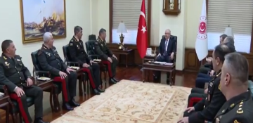 Turkish defense minister received Azerbaijani generals