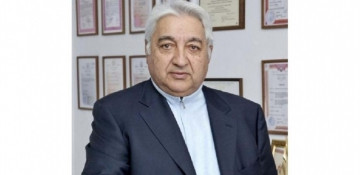 President Ilham Aliyev congratulates academician Arif Pashayev on his 90th anniversary