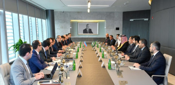 Azerbaijan, Saudi Arabia mull opportunities for investment promotion