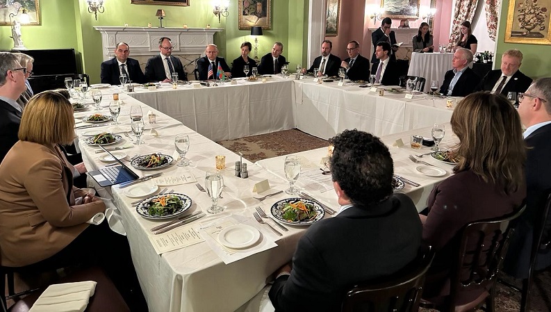 Azerbaijan’s energy minister attends discussions organized by Atlantic Council