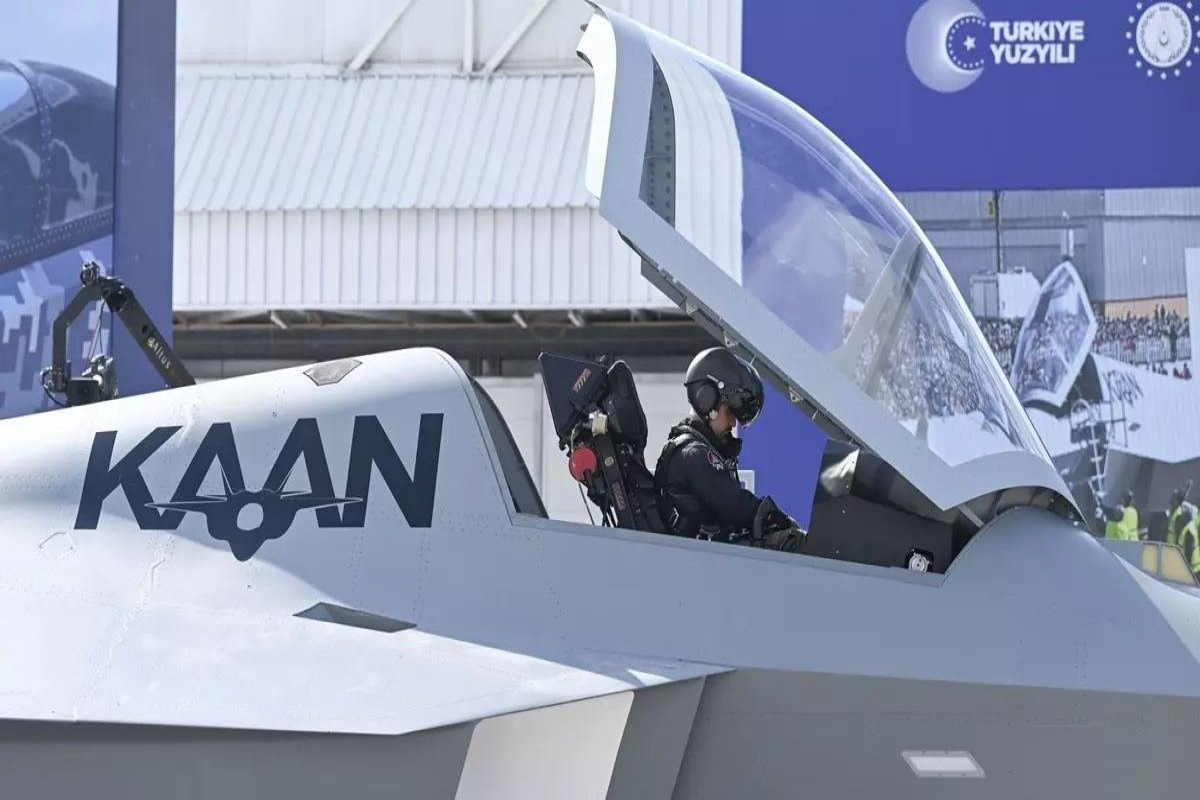 Türkiye's 5th generation fighter jet completes maiden flight