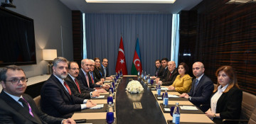 Speaker of Azerbaijani Parliament meets with Chairman of Grand National Assembly of Türkiye