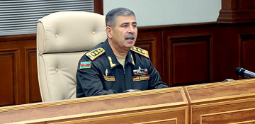 Azerbaijan’s defense minister gives instructions on further improvement of units’ combat training 