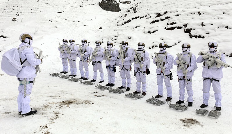 Azerbaijani army’s special forces fulfill special operations tasks (VIDEO)