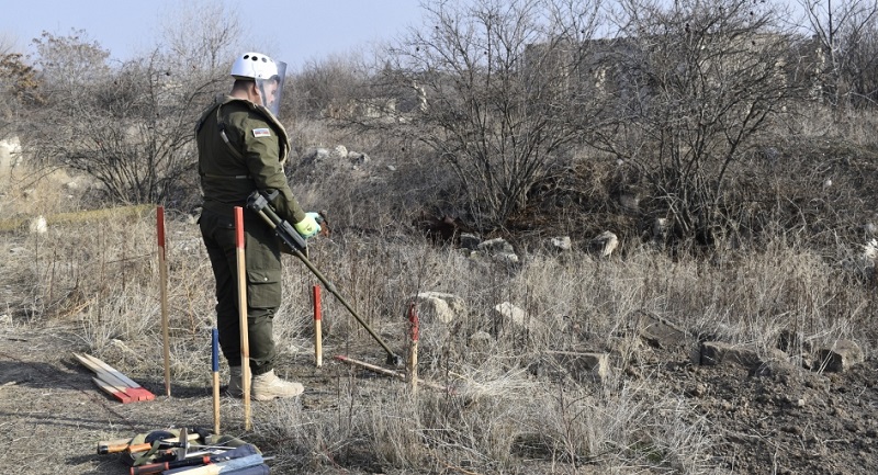 Azerbaijan defuses nearly 600 landmines in liberated territories over past month