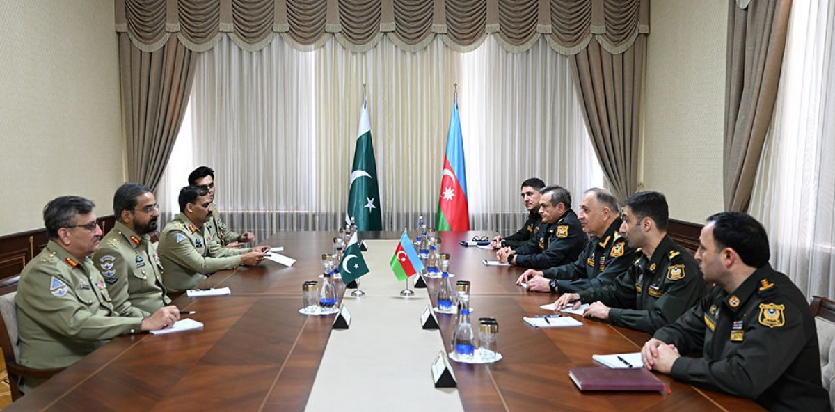 Azerbaijan and Pakistan mull military cooperation