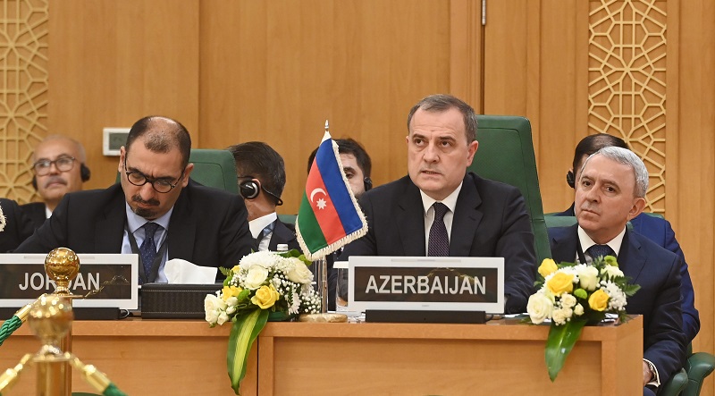 Azerbaijan deeply concerned over ongoing escalation in Israel-Palestine conflict zone: Minister