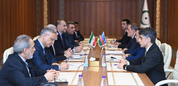 Azerbaijani, Iranian foreign ministers discuss current situation in region