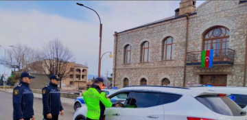 Azerbaijani traffic police officers begins service in Khankendi