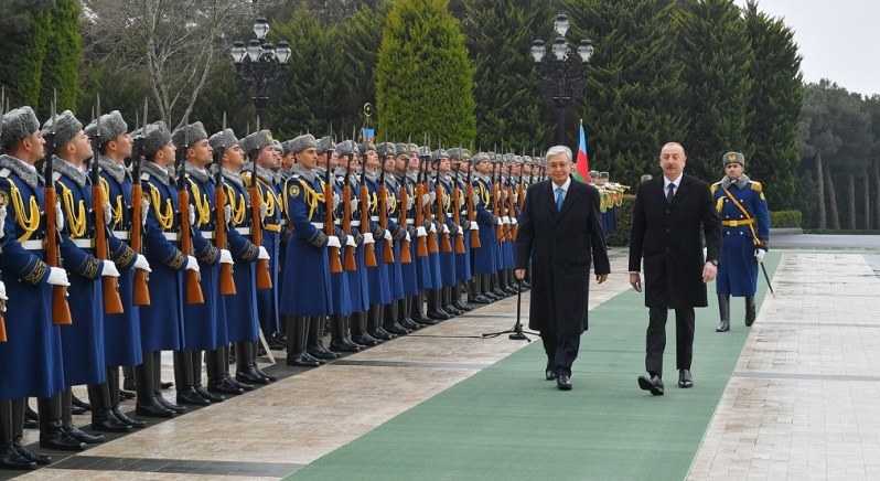 Official welcome ceremony held for Kazakh president in Baku
