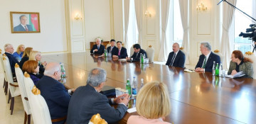 President Ilham Aliyev received co-chairs and members of Board of Trustees of Nizami Ganjavi International Center