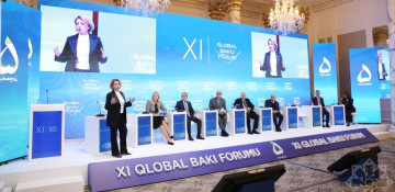 Baku-hosted forum features discussions on War and Peace