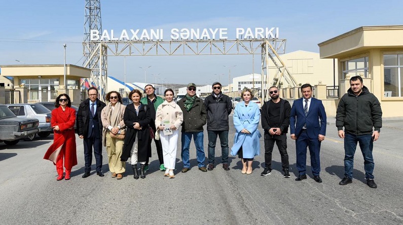 Media representatives, bloggers visit enterprises of Tamiz Shahar OJSC (PHOTO)