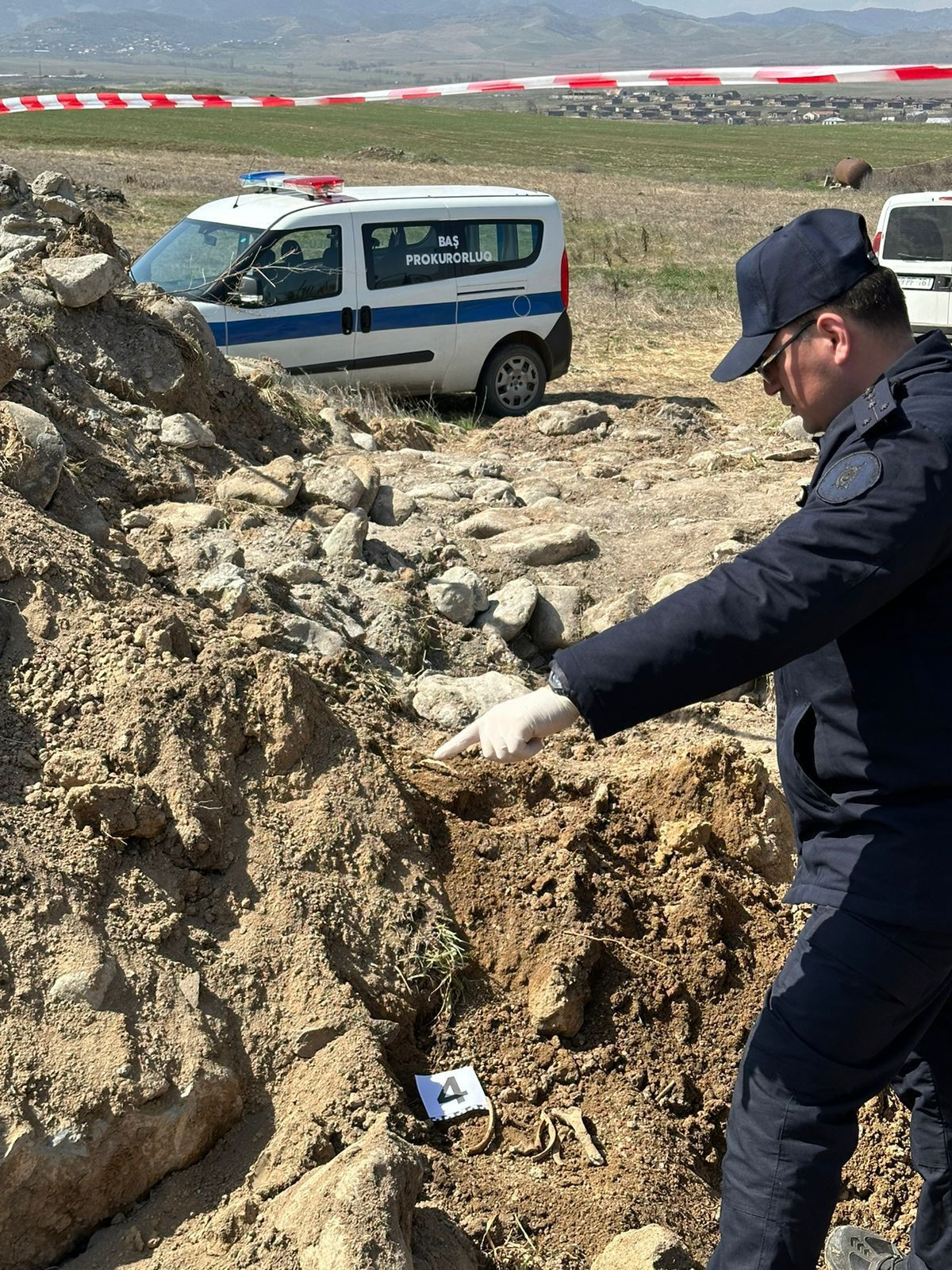  Human remains found in Azerbaijan's Khojaly (PHOTO) 