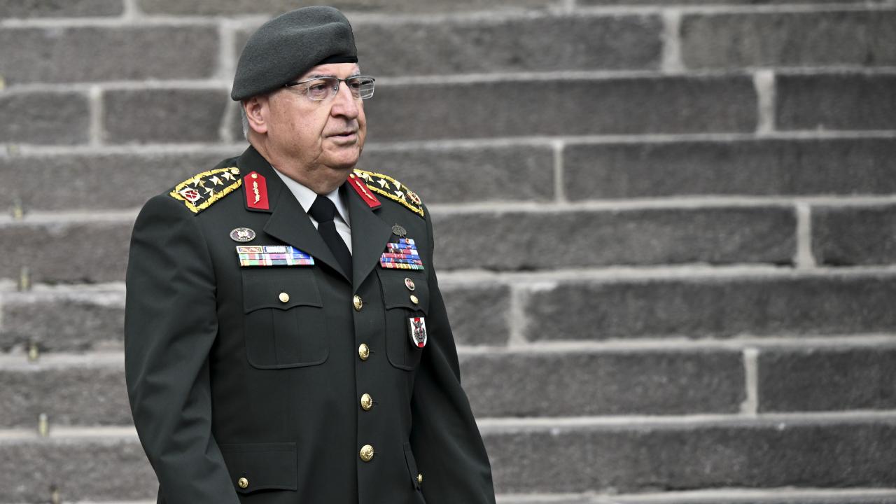 Türkiye supports Azerbaijan's policy - defense minister