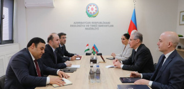 Azerbaijan, Tajikistan discuss cooperation within COP29