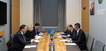 Azerbaijan, EU mull development of cooperation on Middle Corridor