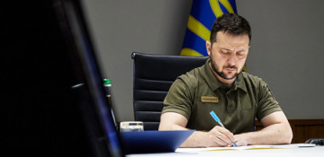 Ukraine's President signs mobilization bill