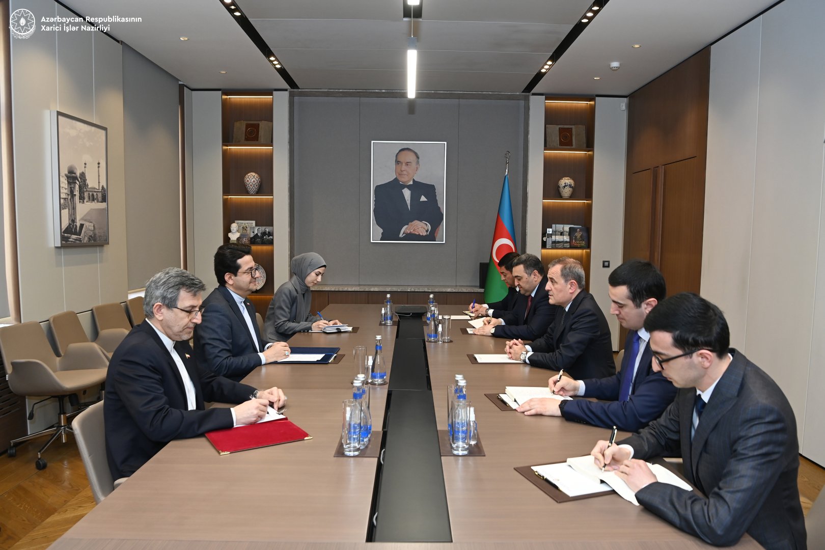 Azerbaijani FM receives outgoing Iranian ambassador