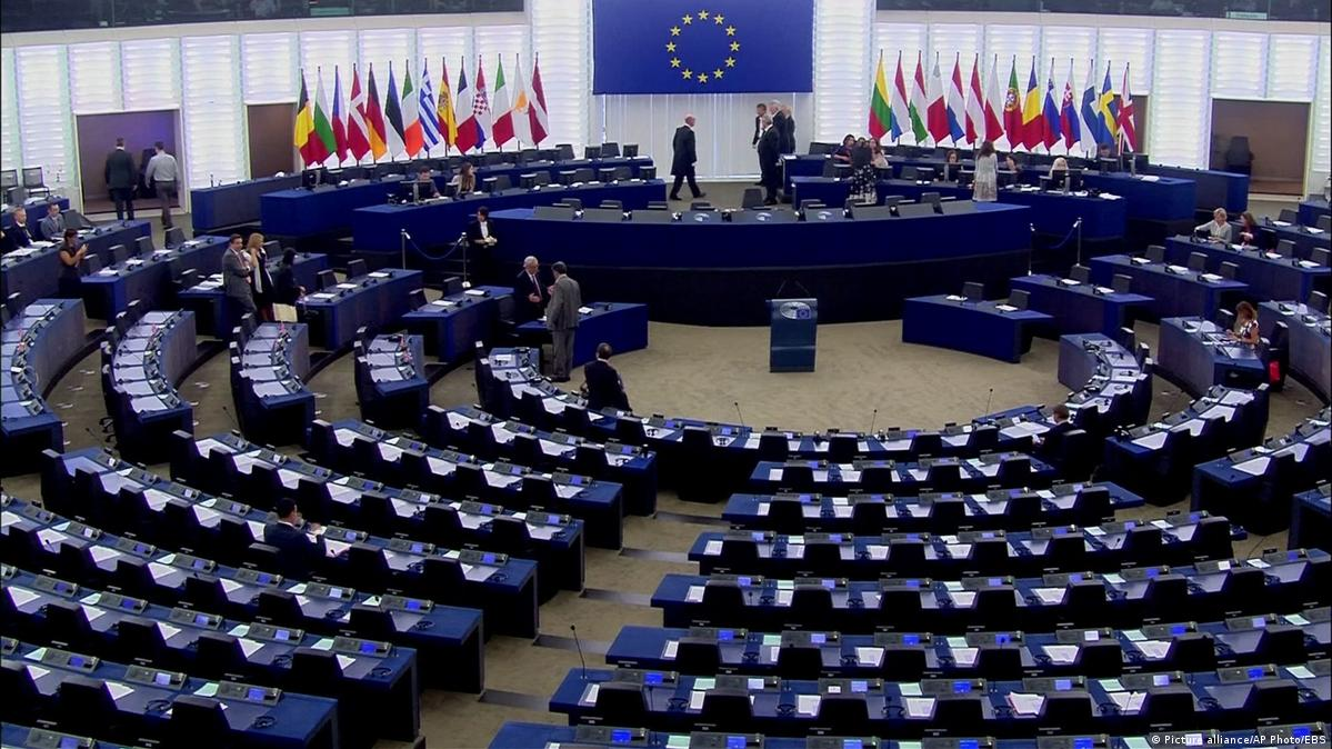 What undermines trust in the European Parliament? – OPINION 