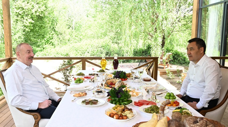 Presidents of Azerbaijan and Kyrgyzstan had joint dinner