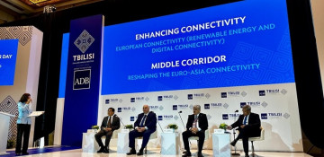 Azerbaijan cooperates with int’l partners on Black Sea submarine cable project: Minister